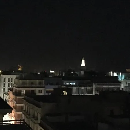 アパート Michi's - Attico In Centro バーリ