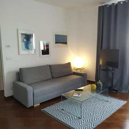 Michi's - Attico In Centro * バーリ